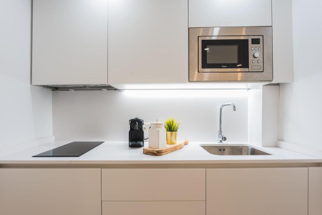 Debambu Suites Malaga Ngoại thất bức ảnh
