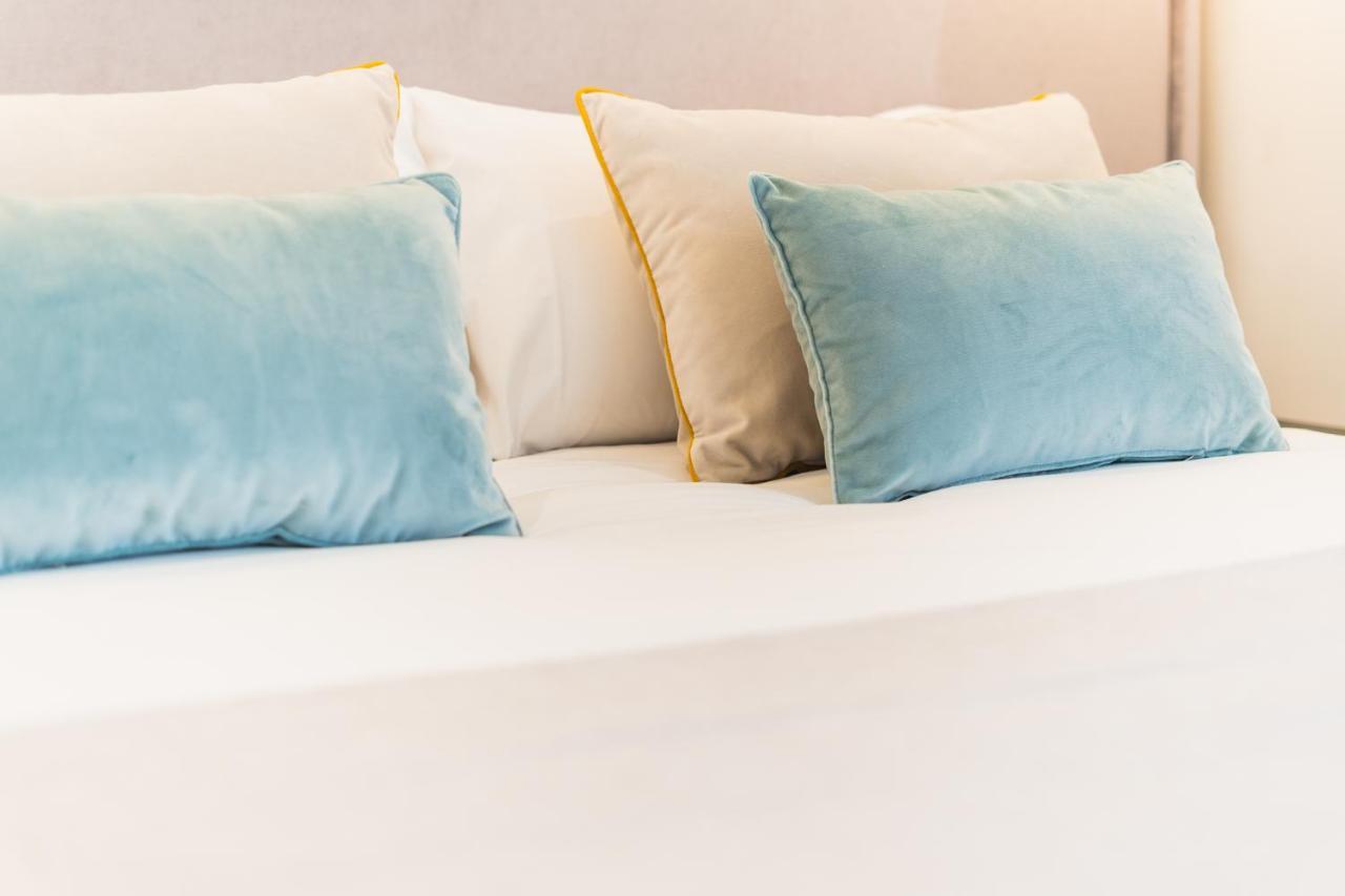 Debambu Suites Malaga Ngoại thất bức ảnh
