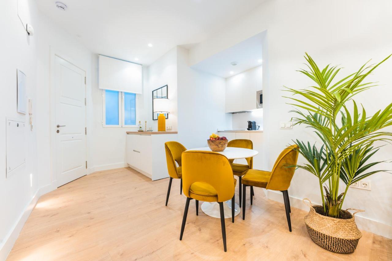 Debambu Suites Malaga Ngoại thất bức ảnh