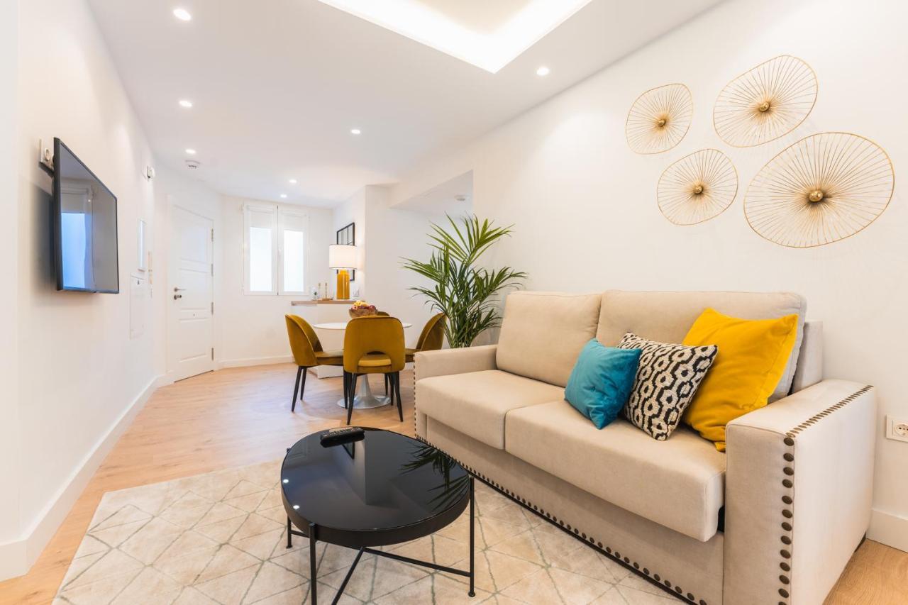 Debambu Suites Malaga Ngoại thất bức ảnh