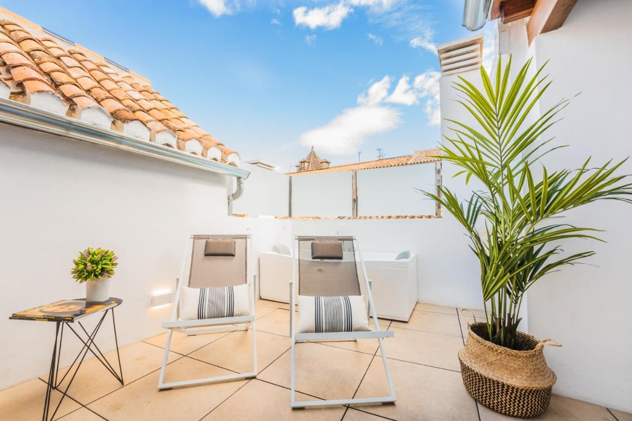 Debambu Suites Malaga Ngoại thất bức ảnh